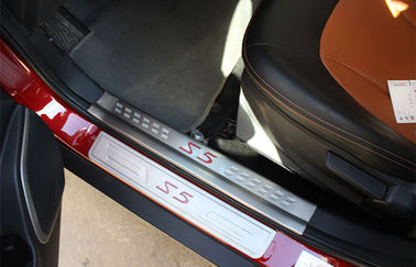 China Travesaños iluminados del pedal de la puerta de JAC S5 2013, internos y externos de la puerta lateral proveedor