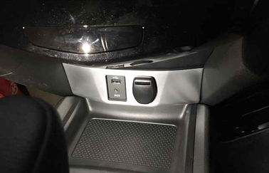 China El interior auto de encargo adorna/nuevo Nissan Qashqai 2015 2016 marcos del zócalo del USB proveedor