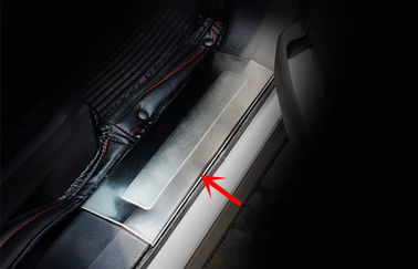 China Placas de los umbrales de las puertas laterales exteriores e interiores de acero inoxidable para Ford Explorer 2011 2012 proveedor