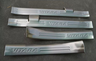 China Placas de puertas laterales interiores y exteriores para Suzuki Vitara 2015, material de acero inoxidable proveedor