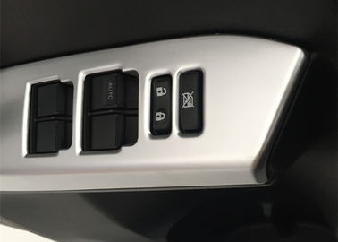 China 2017 piezas interiores autos del ajuste de TOYOTA RAV4 2016 cromaron el moldeado del interruptor de la ventana proveedor