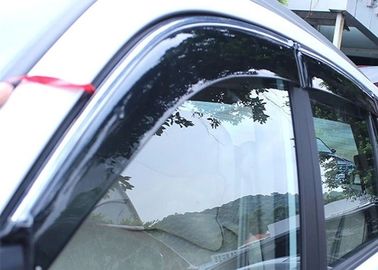 China Viseras de la ventanilla del coche de las desviaciones del viento con la raya Chery apto Tiggo3 2014 2016 del ajuste proveedor