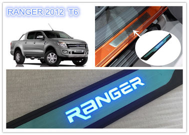 China Ford Ranger T6 2012 - 2015 Sillones de puerta iluminados con luz LED Sillones de puerta laterales con placa de scuff proveedor