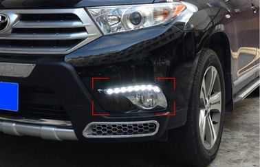 China Luz LED diurna para Toyota Highlander 2012 2013 con borde cromado proveedor