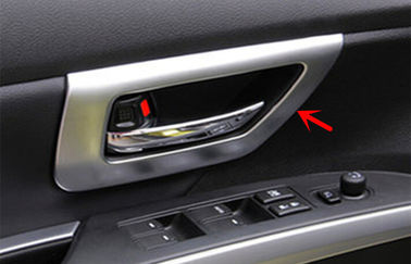 Un buen precio. Piezas de recubrimiento de interiores de automóviles cromados para SUZUKI S-cross 2014, marco de la manija de la puerta interior en línea