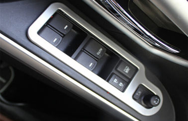 Un buen precio. Capa de interruptor de ventana interior de plástico ABS cromado para Suzuki S-CROSS 2014 en línea