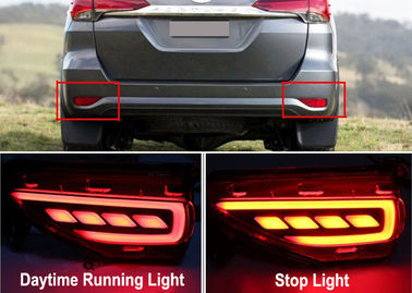 Un buen precio. Luz del parachoques trasero LED y luz de parada para TOYOTA All New Fortuner 2016 2017 en línea