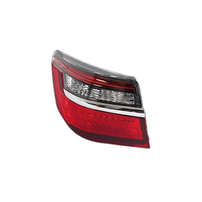 Un buen precio. 8158006450 Faros traseros de plástico para Toyota Camry 8155133670 para la iluminación del coche en línea