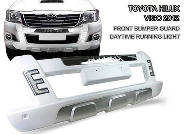 Un buen precio. Protector del parachoques delantero con luz LED ABS duradero para TOYOTA HILUX VIGO 2012 - 2014 en línea
