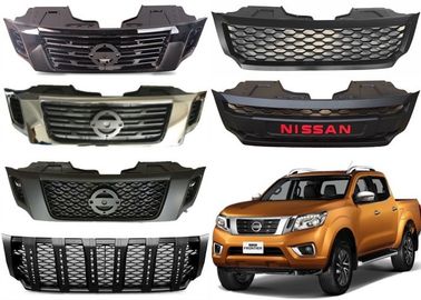 Un buen precio. Venta al por mayor de piezas de repuesto para automóviles Actualizar la rejilla delantera para Nissan NP300 Navara 2015 Frontier en línea