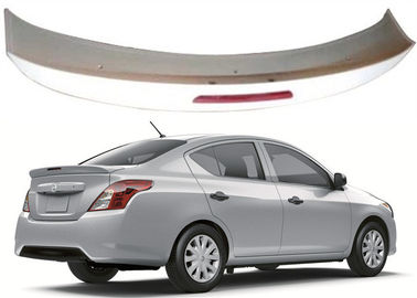 Un buen precio. ABS Roof Spoiler trasero con luz de parada para Nissan 2019 Sunny Almera en línea