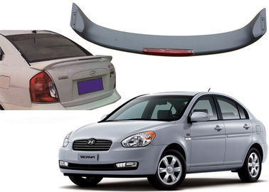 Un buen precio. Auto Sculpt Roof Spoiler con luz LED para Hyundai Accent Verna 2000 y 2007 en línea