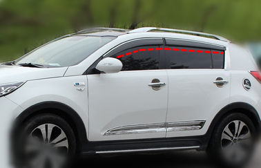Un buen precio. Protector contra el sol y la lluvia para KIA Sportage 2010 - 2014 Visores para ventanas de automóviles con rayas de recorte en línea