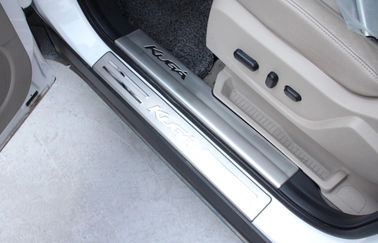 Un buen precio. Ford Escape-Kuga 2013 Placas de los alféizares de las puertas de acero inoxidable, pedales de las puertas laterales interiores y exteriores en línea